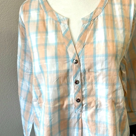 Christopher & Banks plaid pastel three bottom placket front cotton blouse Size L - Picture 5 of 14